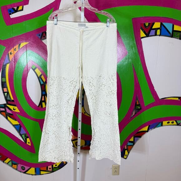 Tamara Catz, Ivory Lace Pants. Size 6. In good used condition! Super cool lace! - Picture 1 of 8